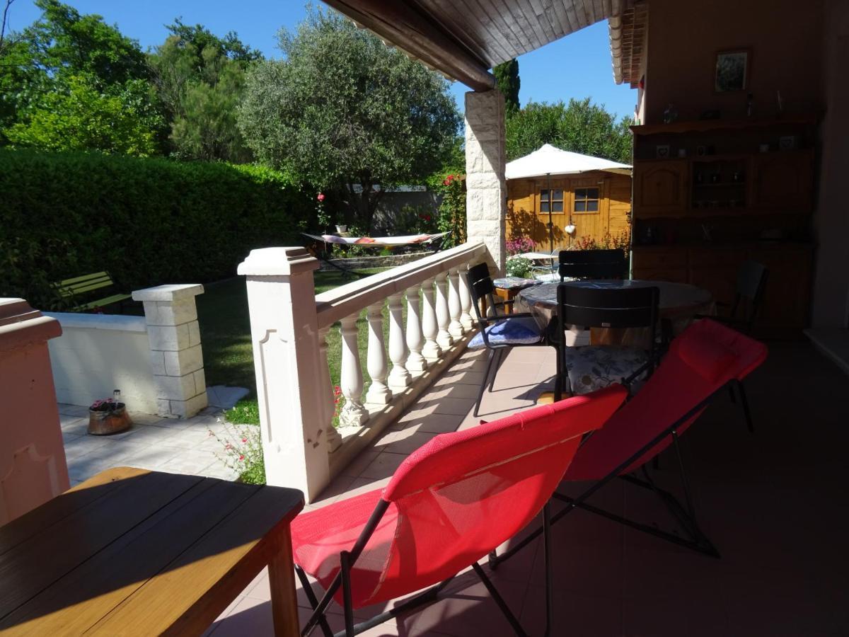 Chez Carole Et Roger Avignon Exterior foto